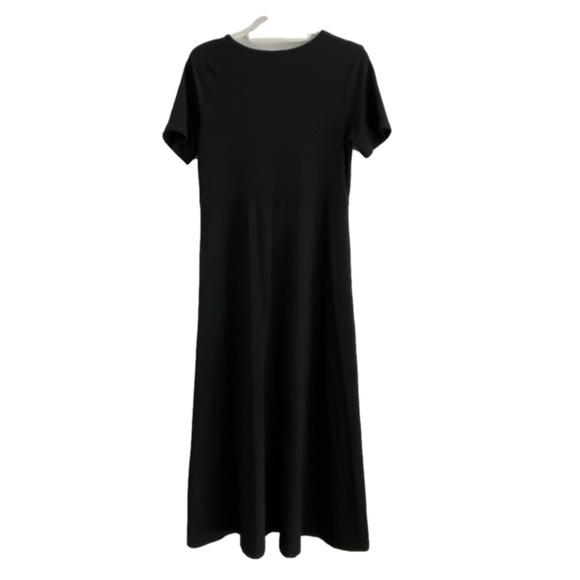 LL Bean black short sleeve maxi dress size medium - Picture 2 of 9